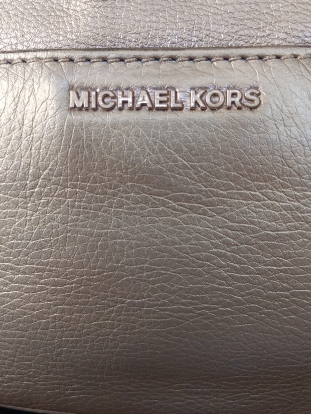 Michael Kors Metallic Gold Studded Crossbody Size 8.5+6+2.5